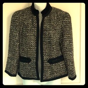 Gray Taupe Tweed Bouclé Jacket Black Velvet Collar & Trim 6 Eccoci * Etcetera